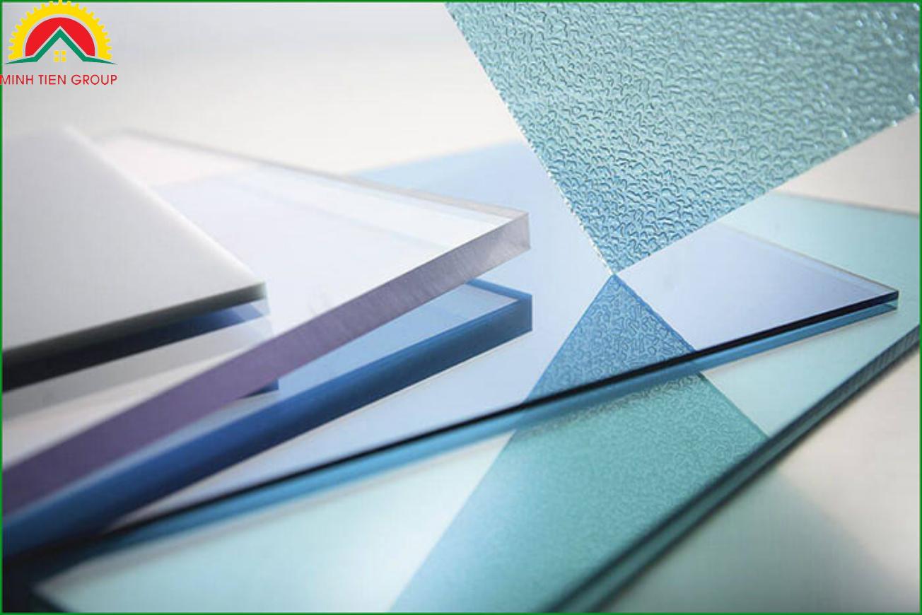 màu tấm polycarbonate