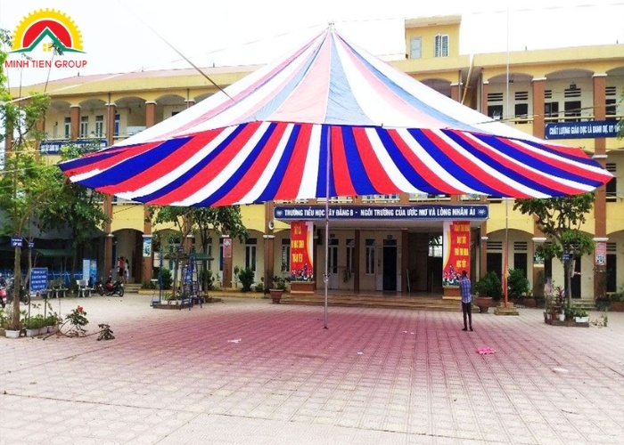 mái che sân trường