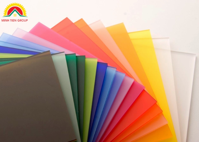 Tấm nhựa mica Trung Quốc có giá thành phải chăng, phù hợp với nhiều dự án