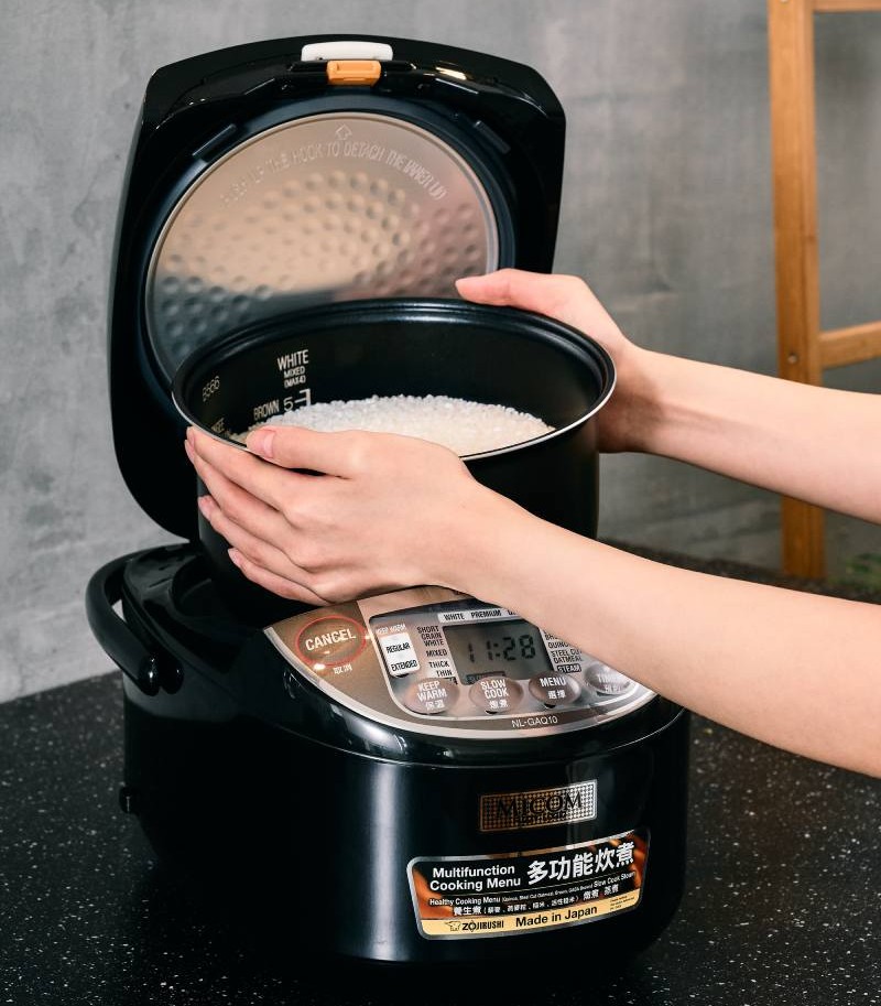 Công nghệ Micom tự động điều chỉnh nhiệt độ và thời gian nấu