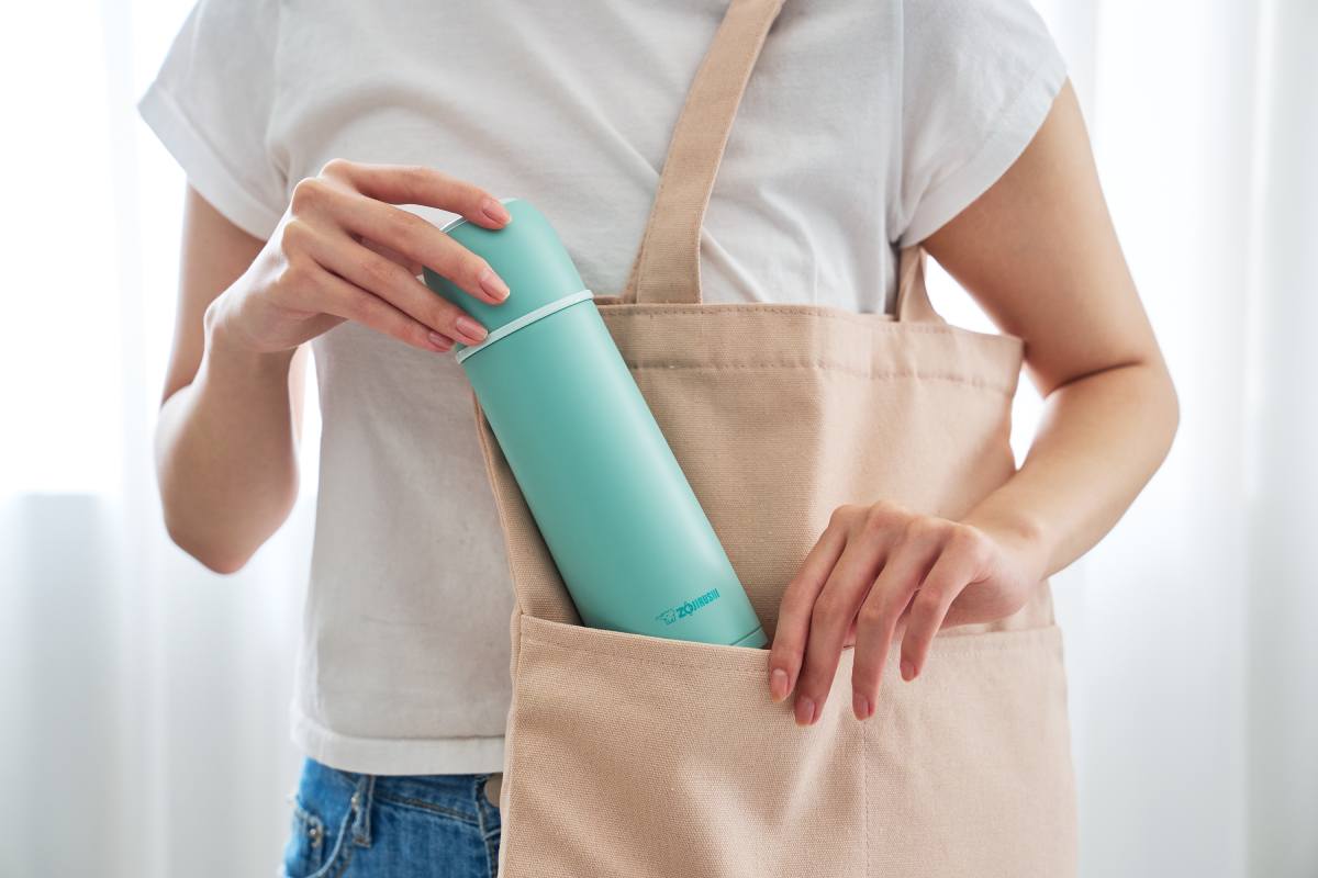 Bình giữ nhiệt hiệu Zojirushi SV-GR50E-GA - 0.5L - Màu Xanh Lá 8 Chống trào khi di chuyển