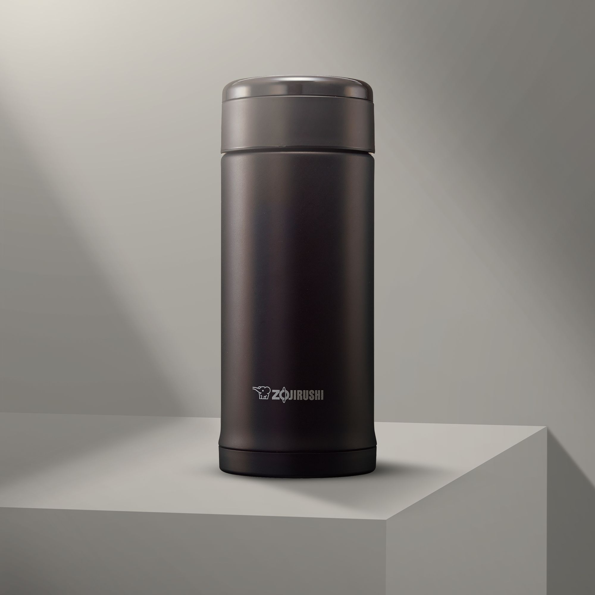 Bình giữ nhiệt Zojirushi SM-AGE50-TD - 0.5L - Màu Nâu Đen 3 Bình giữ nhiệt Zojirushi SM-AGE50-TD - 0.5L - Màu Nâu Đen