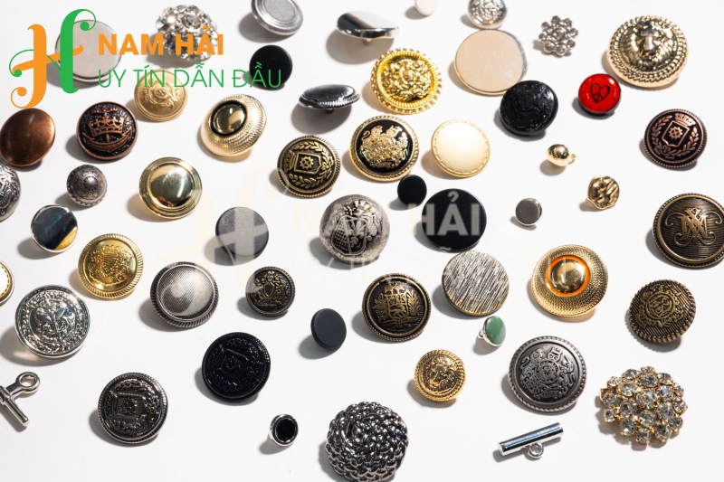 Thu mua khuy nút quần áo